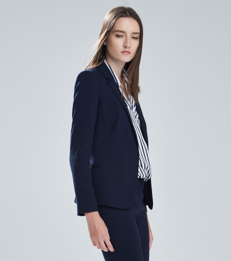 時尚修身女西服