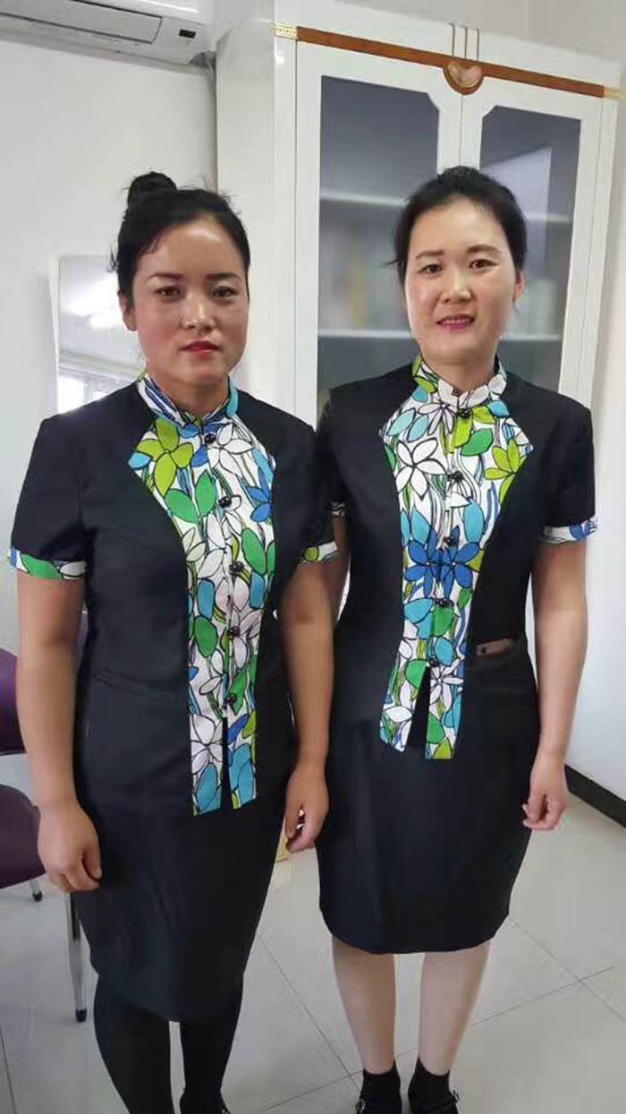 服務員工服