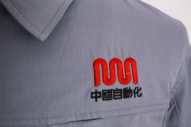 左前胸LOGO標設計