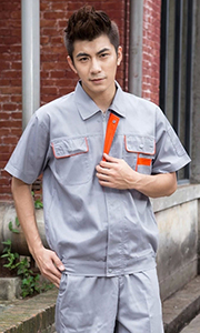 鐵灰色夏季工作服